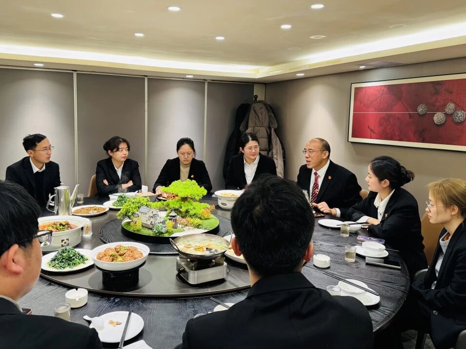 ae9846e137f551f8d120e71ac58cf37d